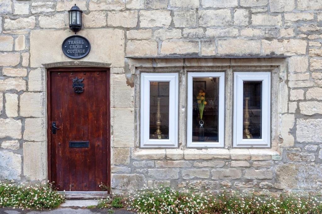Teasel Cross Cottage, Painswick ストラウド エクステリア 写真